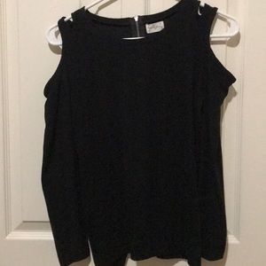 I’m selling a long sleeve shirt from Glitz